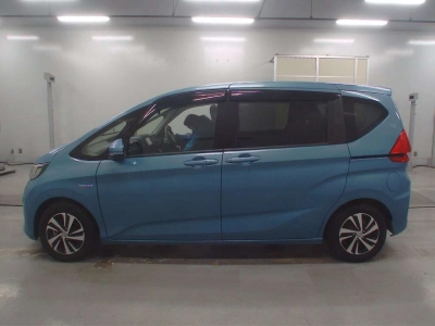 HONDA FREED HYBRID