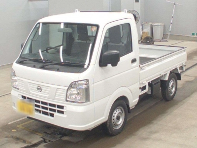 NISSAN CLIPPER TRUCK