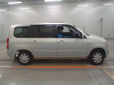 TOYOTA PROBOX WAGON