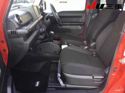 SUZUKI JIMNY NOMADE