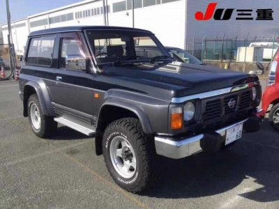 NISSAN SAFARI