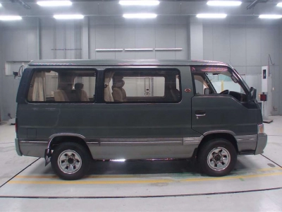 NISSAN CARAVAN COACH