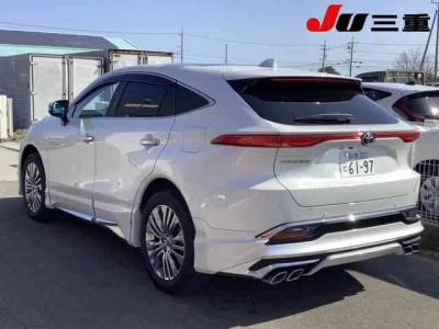 TOYOTA HARRIER