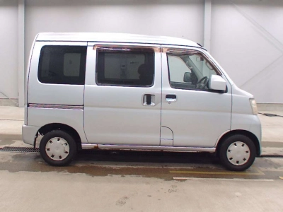 DAIHATSU HIJET CARGO