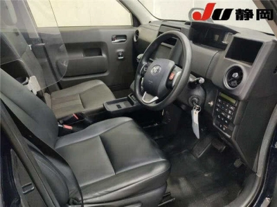 TOYOTA JPN TAXI