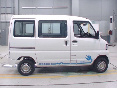 MITSUBISHI MINICAB MIEV