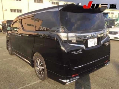 TOYOTA VELLFIRE