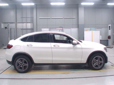 MERCEDES BENZ GLC