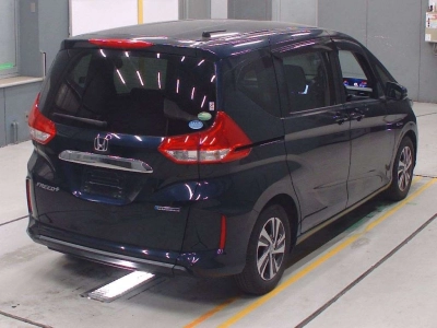 HONDA FREED + HYBRID