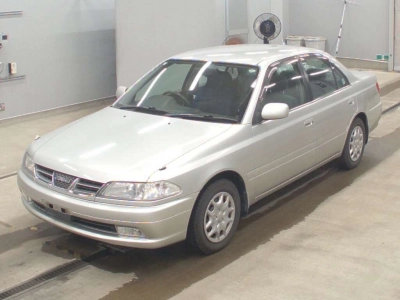 TOYOTA CARINA