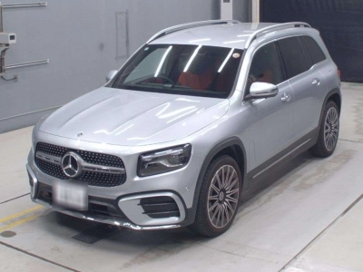 MERCEDES BENZ GLB