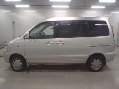 TOYOTA TOWN ACE NOAH