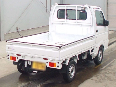 NISSAN CLIPPER TRUCK