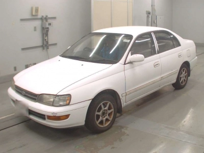 TOYOTA CORONA