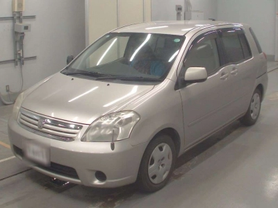 TOYOTA RAUM