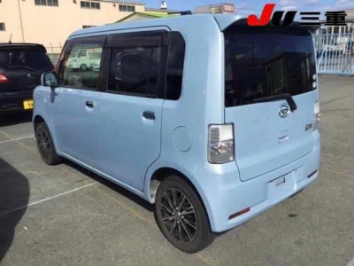 DAIHATSU MOVE CONTE