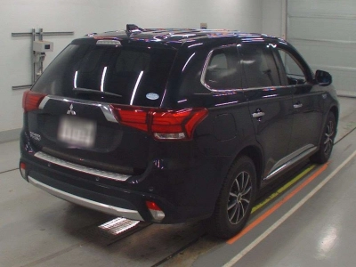 MITSUBISHI OUTLANDER PHEV