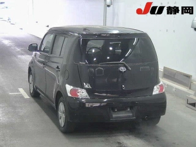 TOYOTA BB