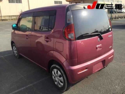 SUZUKI MRWAGON