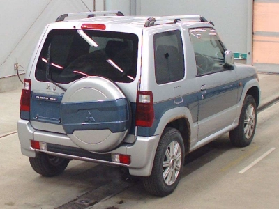 MITSUBISHI PAJERO MINI