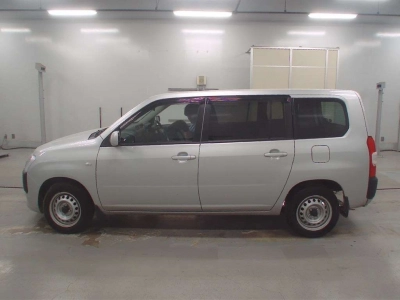 MAZDA FAMILIA VAN
