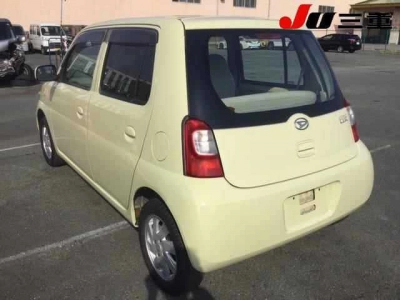 DAIHATSU ESSE