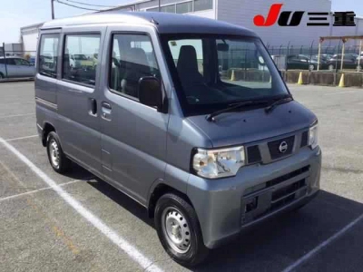 NISSAN NV100 CLIPPER