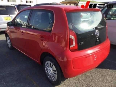 VOLKSWAGEN UP!