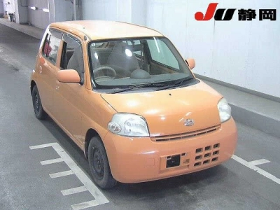 DAIHATSU ESSE