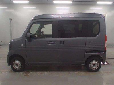HONDA N-VAN
