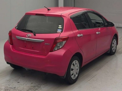 TOYOTA VITZ