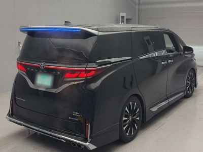 TOYOTA VELLFIRE HYBRID