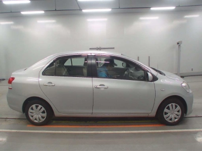TOYOTA BELTA