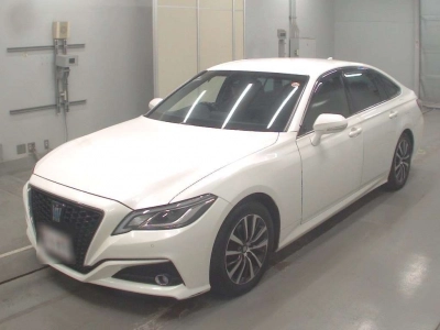 TOYOTA CROWN HYBRID