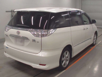 TOYOTA ESTIMA HYBRID
