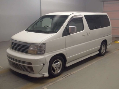 NISSAN ELGRAND