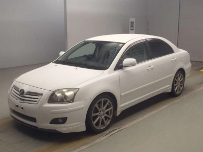 TOYOTA AVENSIS SEDAN