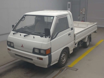 MITSUBISHI DELICA TRUCK