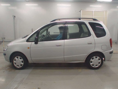 TOYOTA COROLLA SPACIO