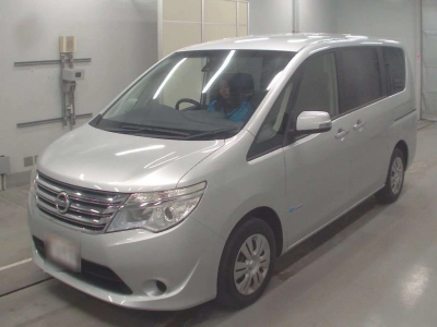 NISSAN SERENA