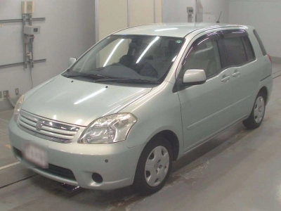 TOYOTA RAUM