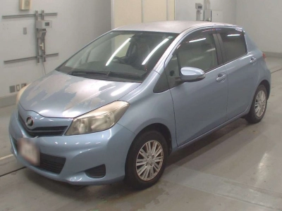 TOYOTA VITZ
