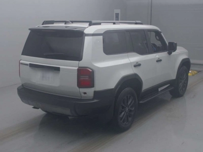 TOYOTA LAND CRUISER 250