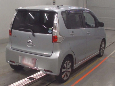 MITSUBISHI EK CUSTOM