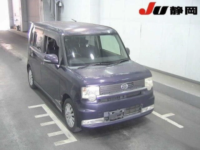 DAIHATSU MOVE CONTE