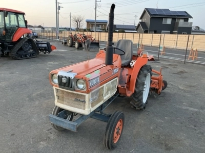 KUBOTA KUBOTA