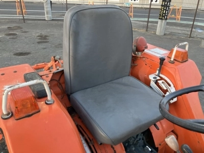 KUBOTA KUBOTA