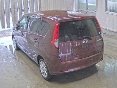 DAIHATSU BOON LUMINAS