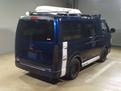TOYOTA REGIUS VAN