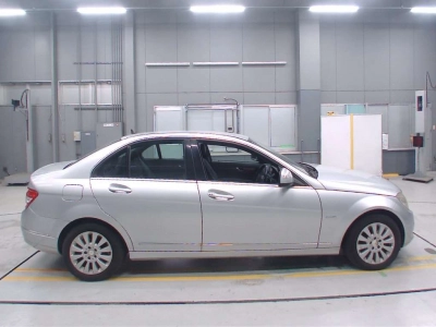 MERCEDES BENZ C CLASS
